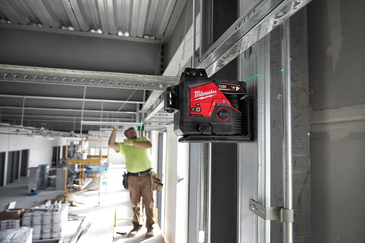 Milwaukee M12 3PL-401C