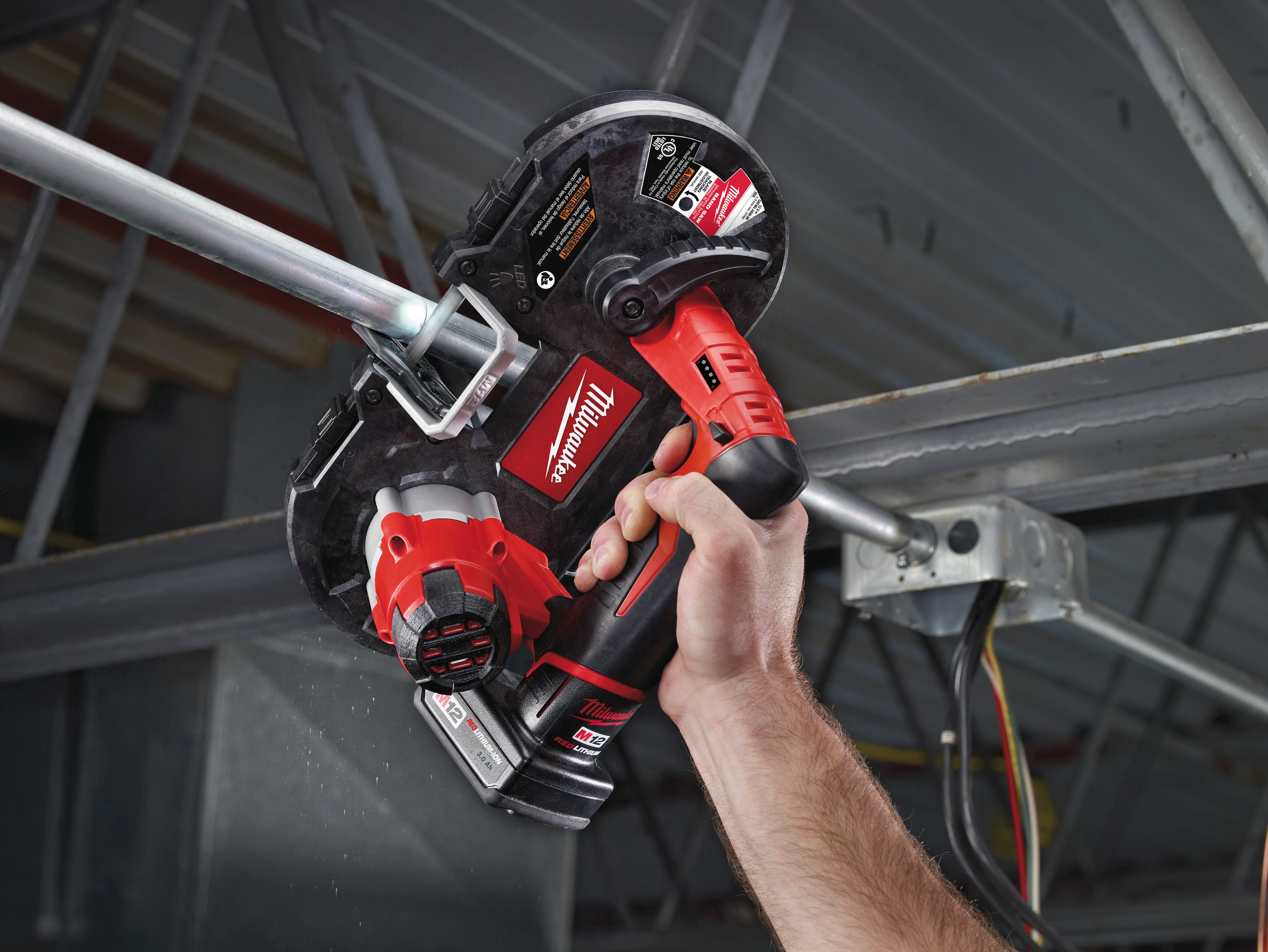 M12 Sub Compact Bandsaw Cordless Bandsaws Milwaukee Tool EU