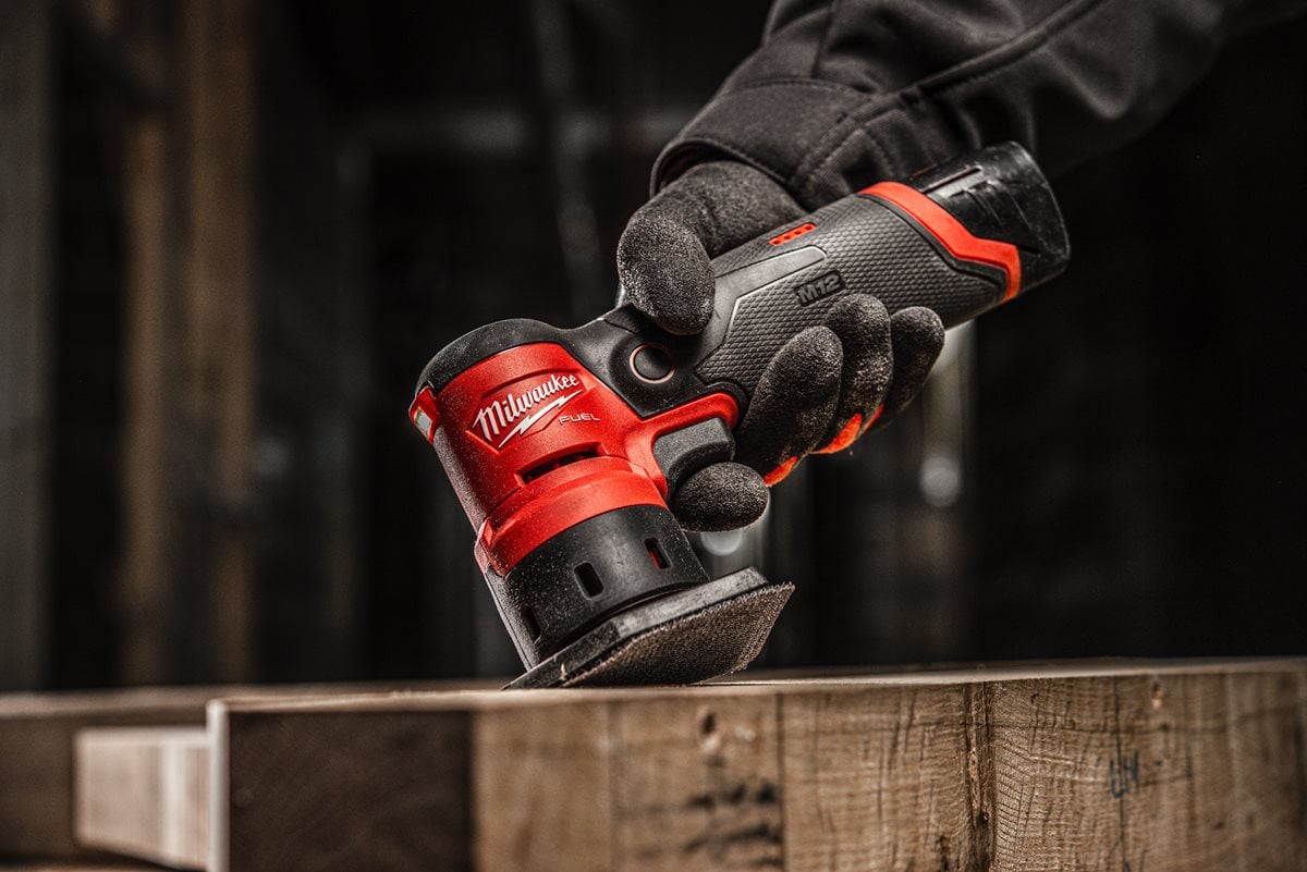 Milwaukee M12 FDSS 422X FUEL Vibracijski brusilnik