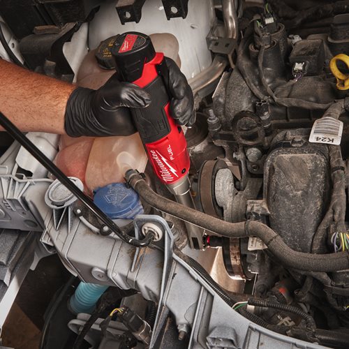 Milwaukee M12ONEFTR38-0C Clé à cliquet dynamométrique 3/8 12V 135 Nm