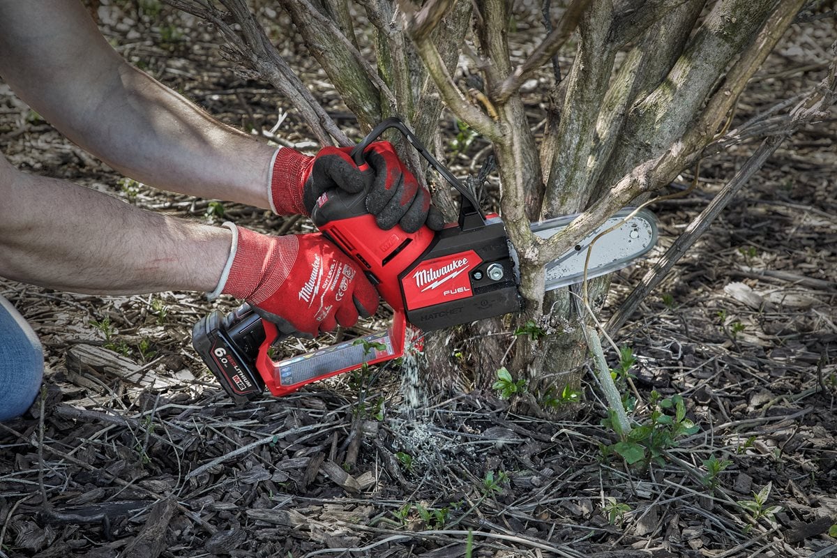 HATCHET enoročna verižna žaga 15 cm Milwaukee