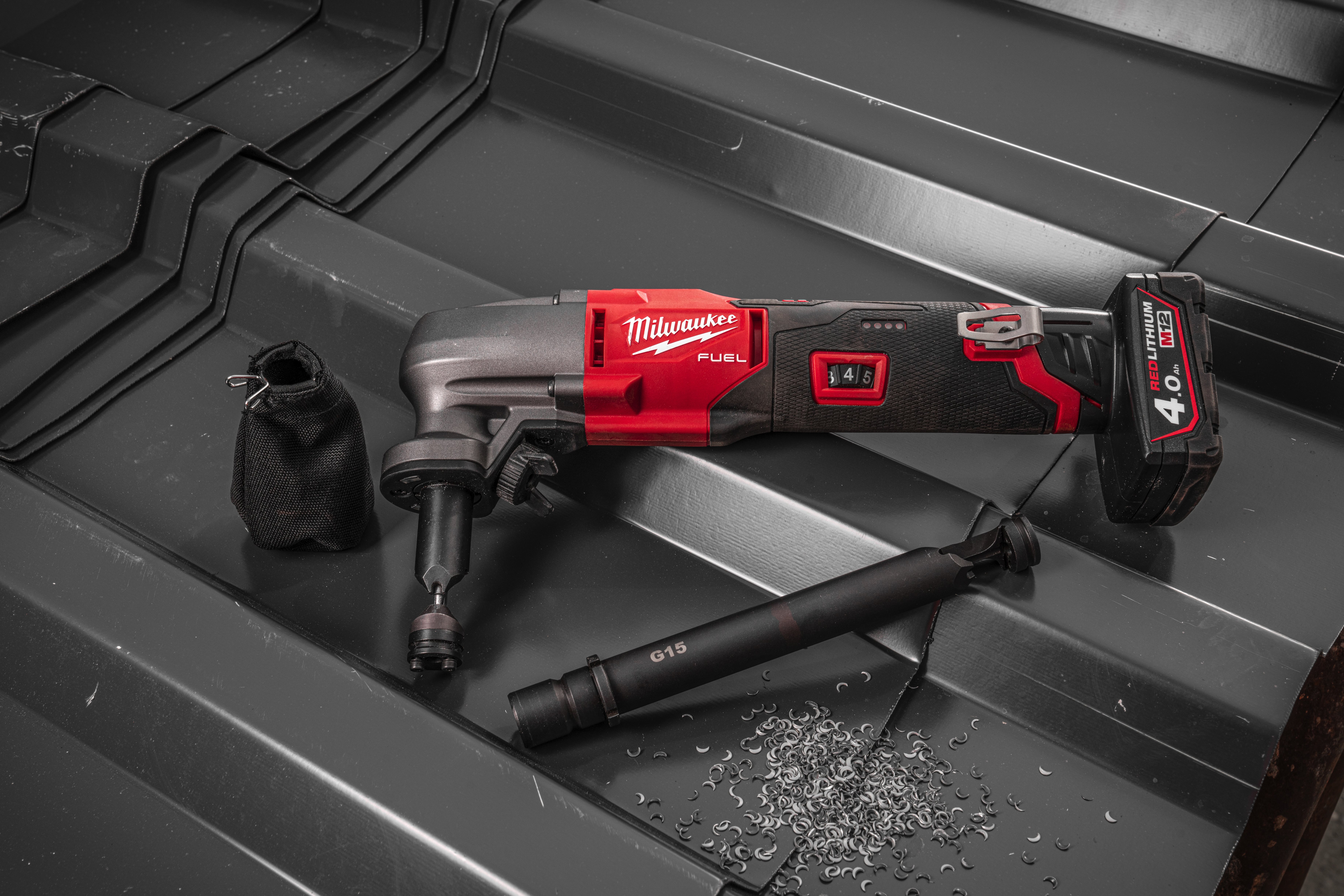 M12 FUEL 1.6 Mm Nibbler Cordless Shears Milwaukee Tool UK