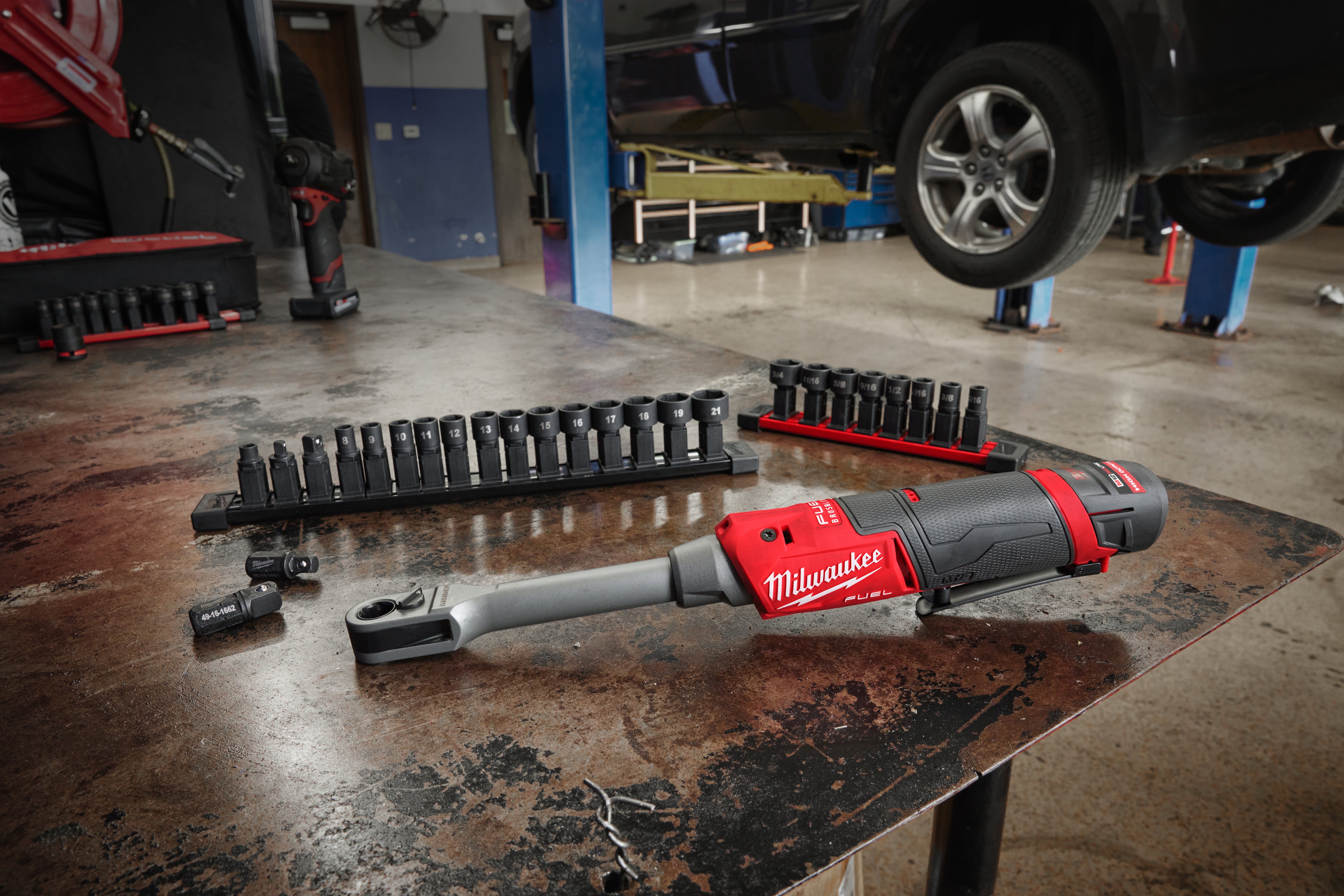 M12 FUEL INSIDER Pass through Ratchet Cordless Ratchets Milwaukee Tool UK