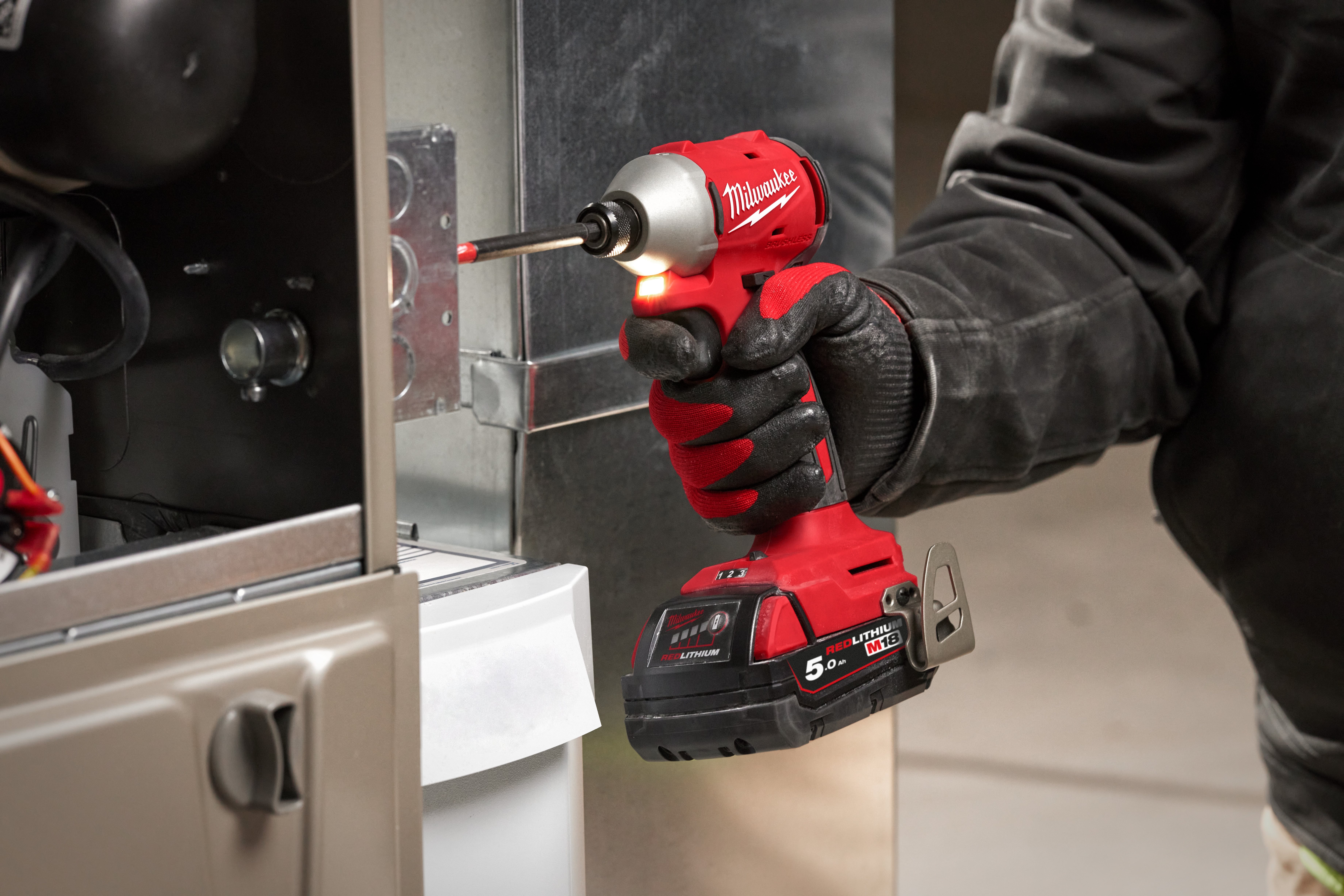 DEWALT DCF887P2-QW 18V XR Brushless accu-slagschroevendraaier 3 snelheden in TSTAK koffer (2x 5,0Ah accu lader DEWALT DCF887P2-QW 18V XR Brushless accu-slagschroevendraaier 3 snelheden in TSTAK koffer (2x 5,0Ah accu lader