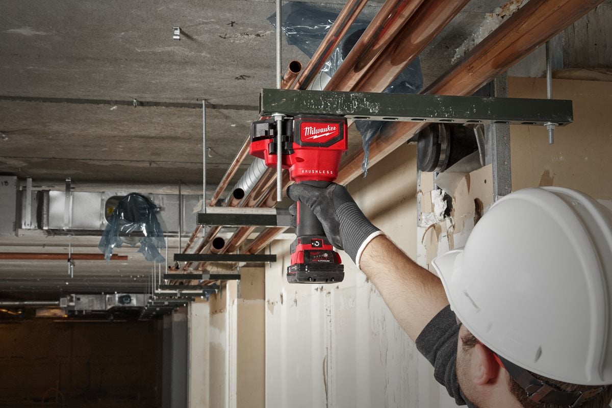 Milwaukee M18 BLTRC-0X pri delu
