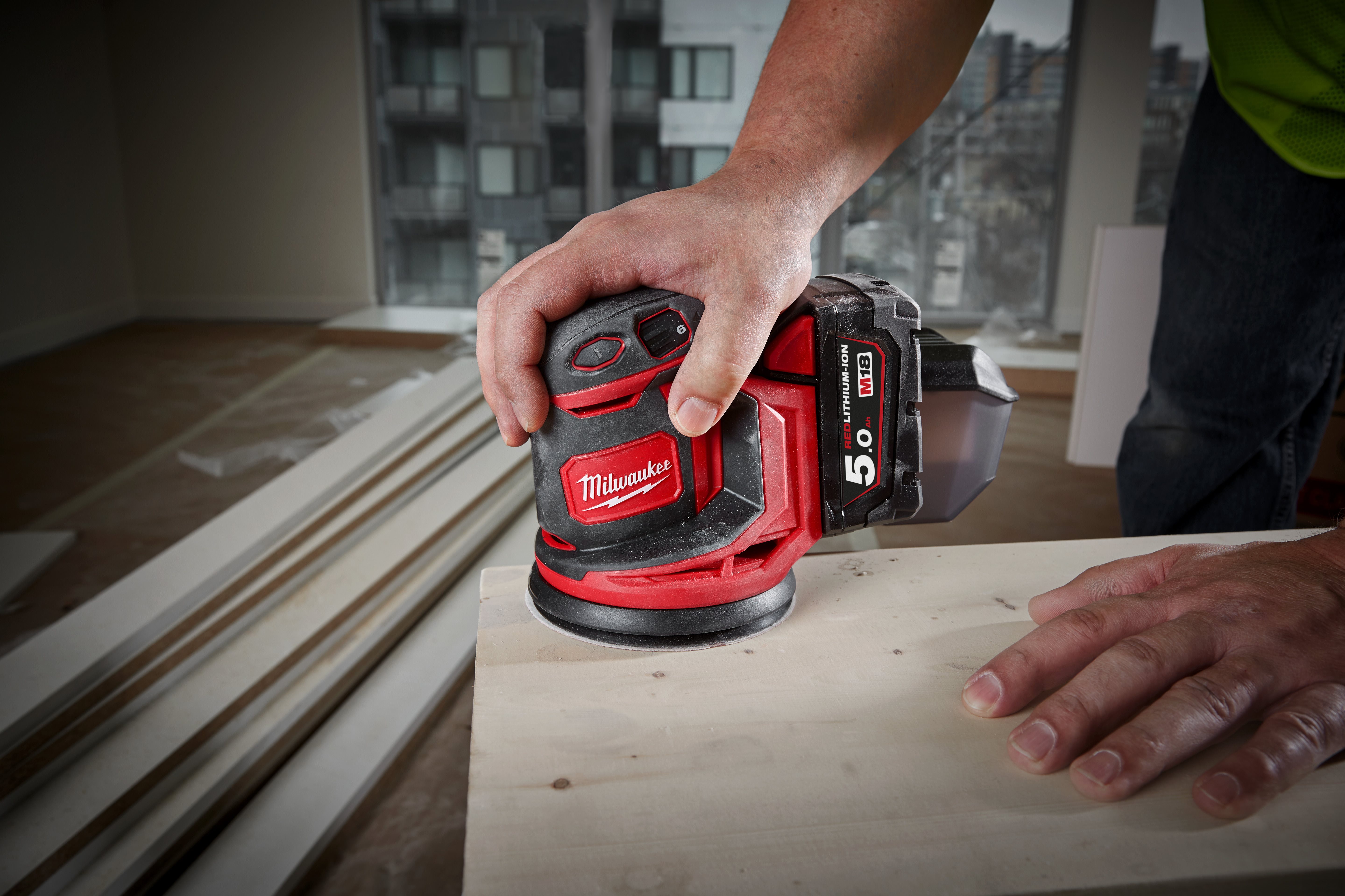 Milwaukee m18 bos125 sale