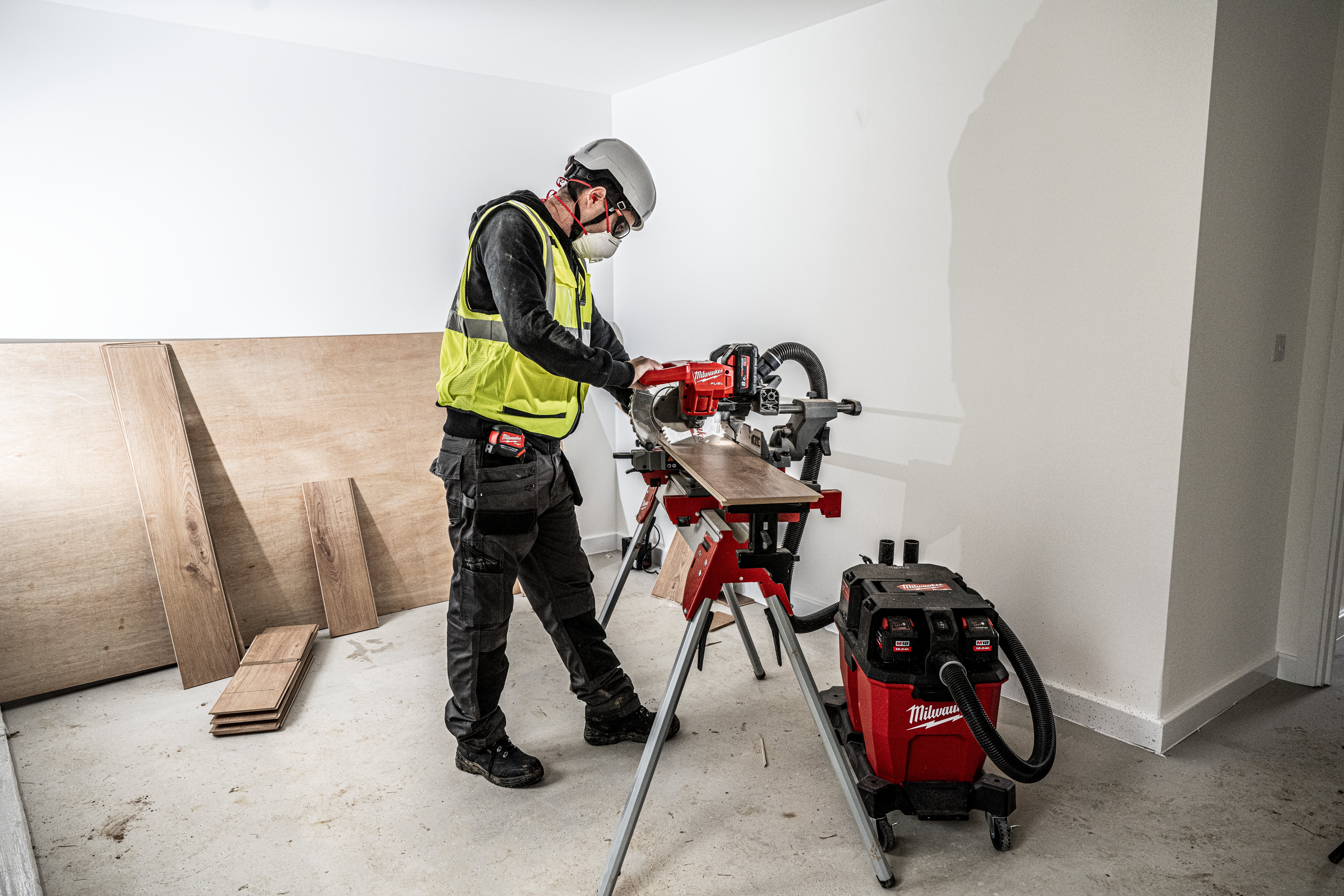 M18_F2VC23L-0--App_2.jpg?v=