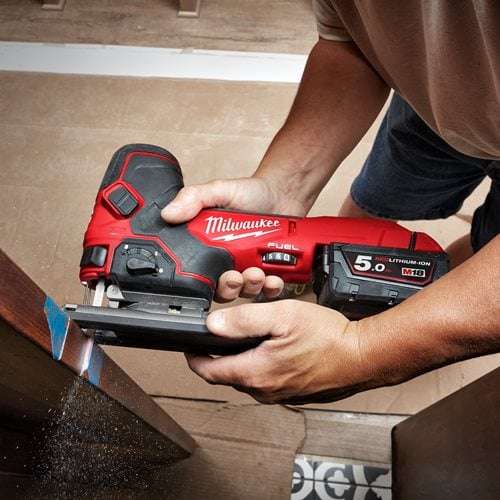 Milwaukee M18 FUEL™ FBJS-0X Accu Decoupeerzaag 18V Basic Body in HD-Box Milwaukee M18 FUEL™ FBJS-0X Accu Decoupeerzaag 18V Basic Body in HD-Box