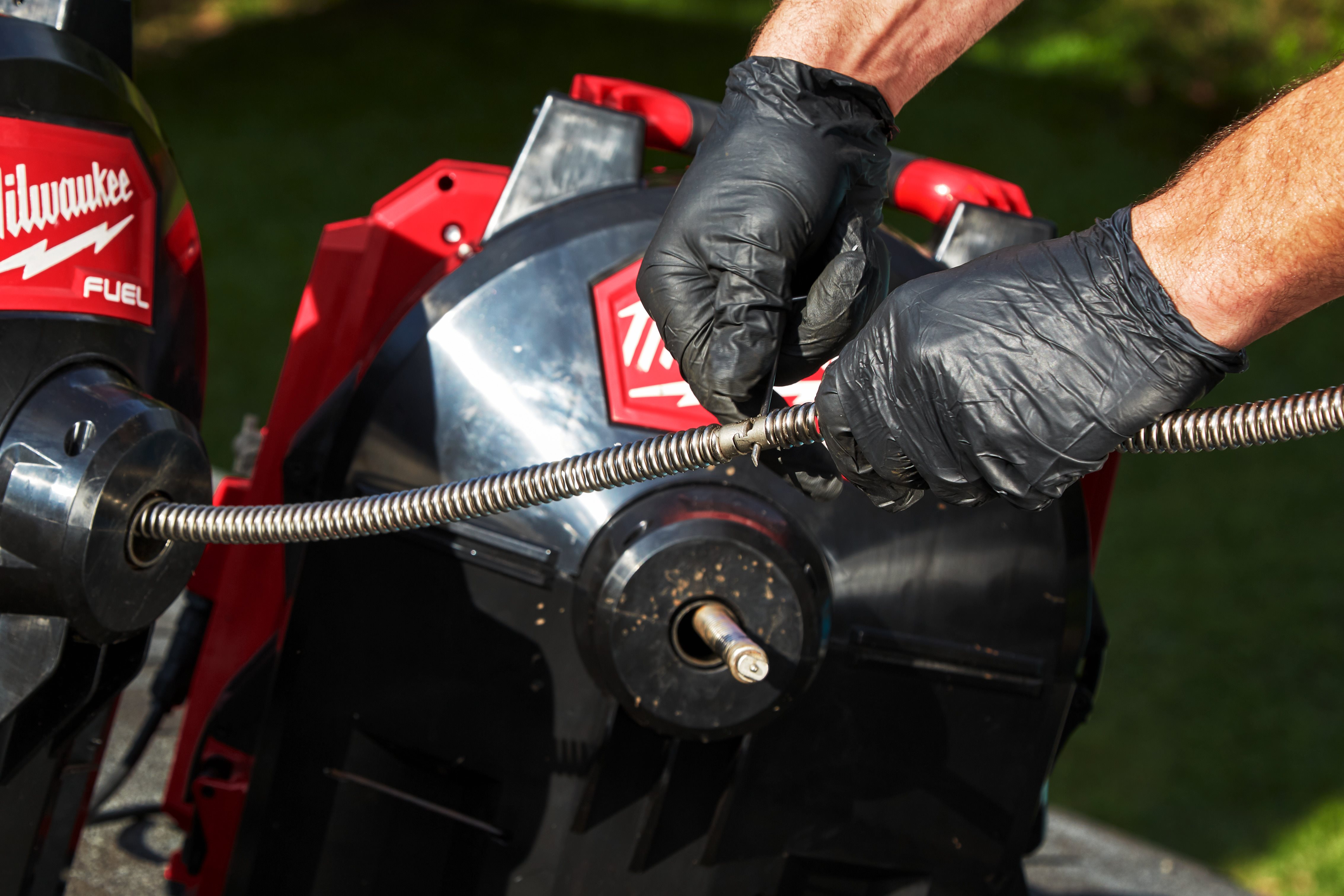 M18 FUEL™ Akku-Rohrreiniger Mit 13-mm-Spirale | Stationäre