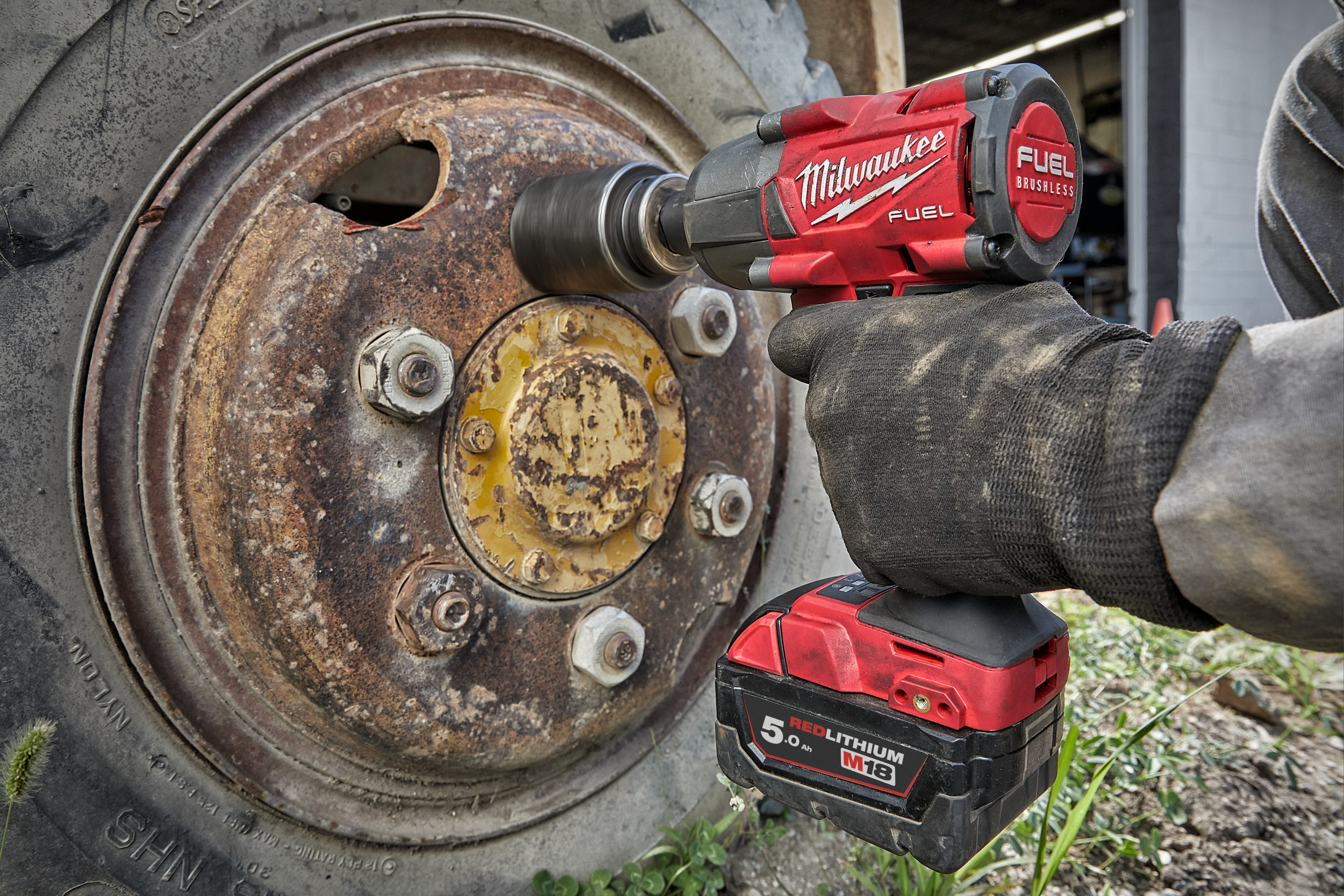 Milwaukee M18 FMTIW2F12-502X Boulonneuse à choc 745Nm 1/2 18V Fuel 2x5.0Ah (4933478450 Milwaukee M18 FMTIW2F12-502X Boulonneuse à choc 745Nm 1/2 18V Fuel 2x5.0Ah (4933478450