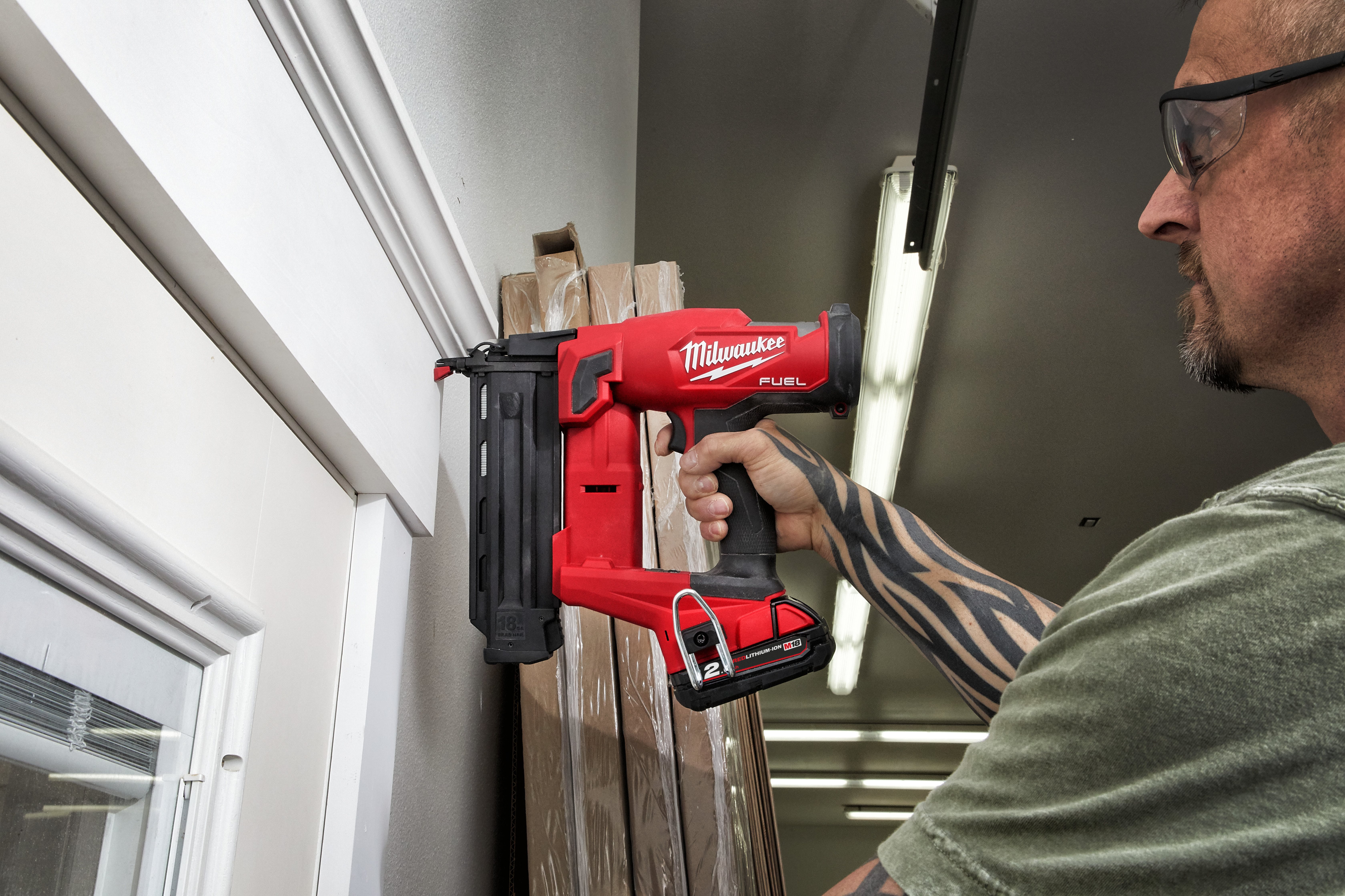 Milwaukee 18ga finish nailer discount