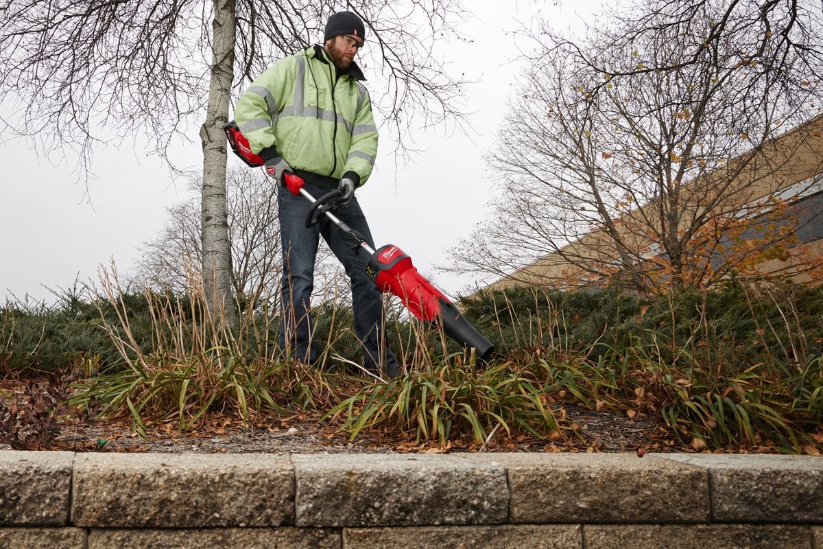 Milwaukee M18 FOPH-BA pri delu