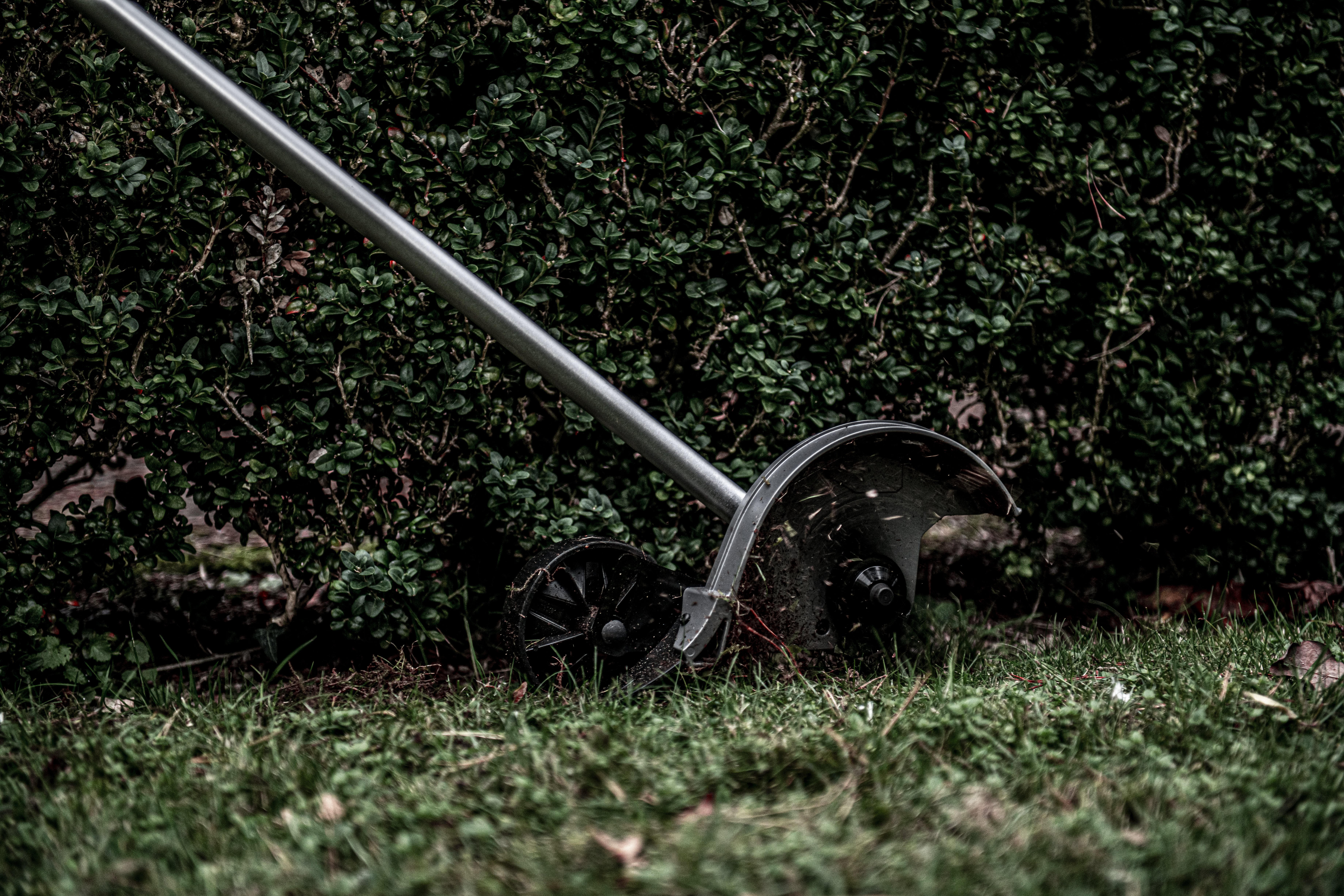 Milwaukee garden edger discount