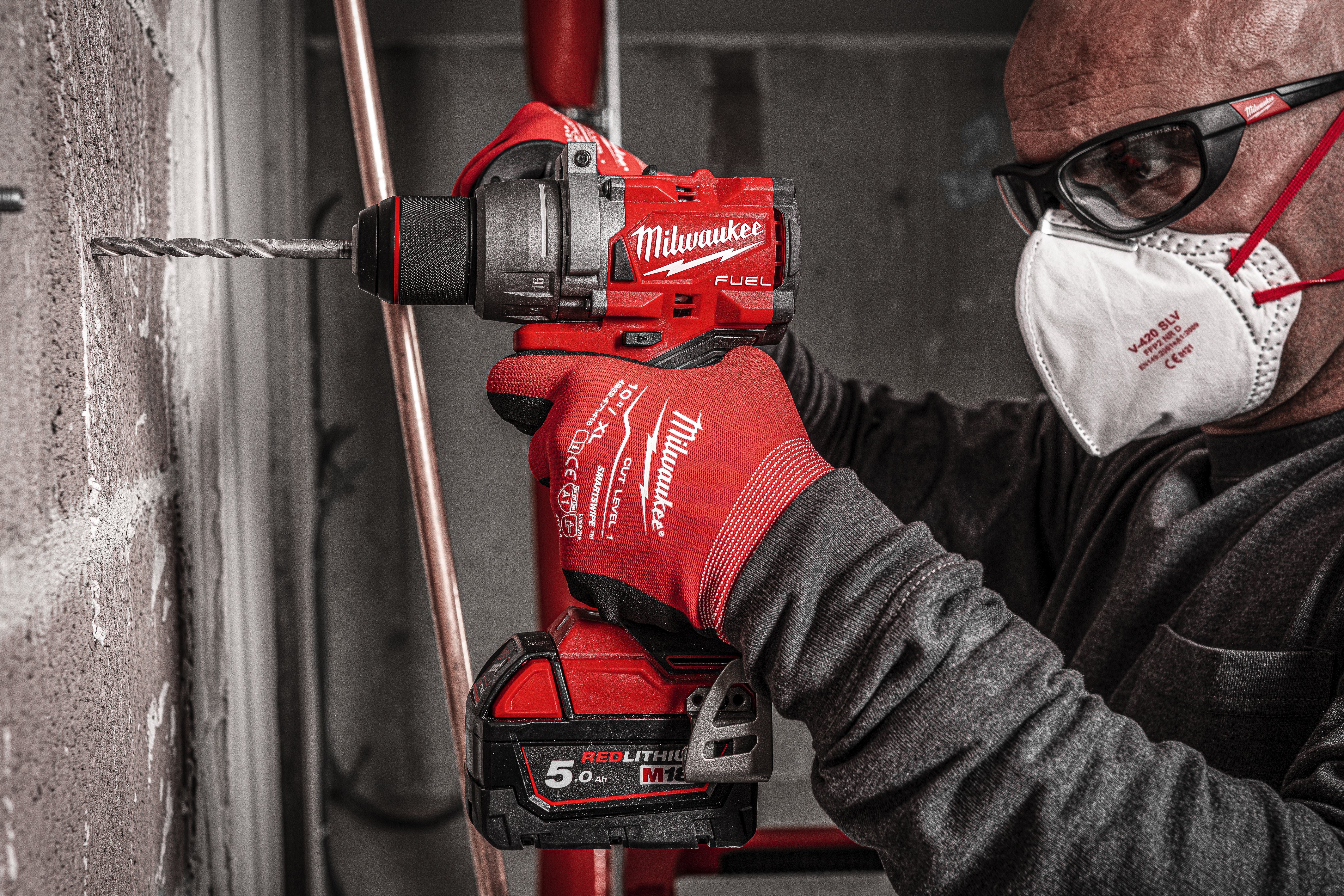 Perceuse à Percussion Milwaukee M18 Fuel 4GEN - 18V, 158 Nm, Compacte - Sans Batterie
