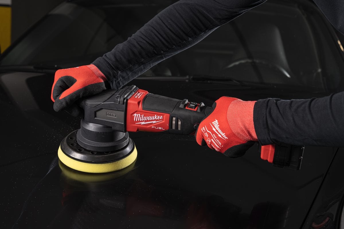 Milwaukee M18 FROP21-502X pri delu