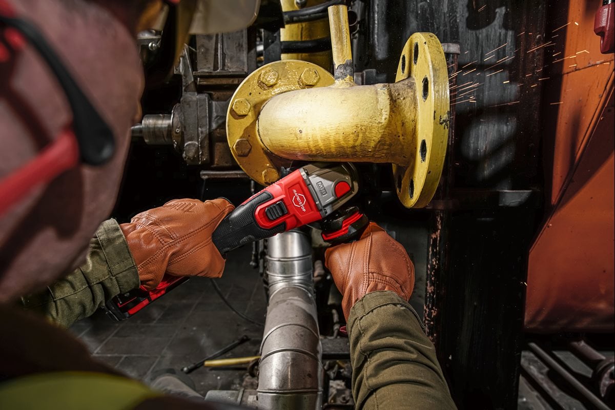 Milwaukee M18 FSAG-125 XB-502X 125 milimetrski kotni brusilnik
