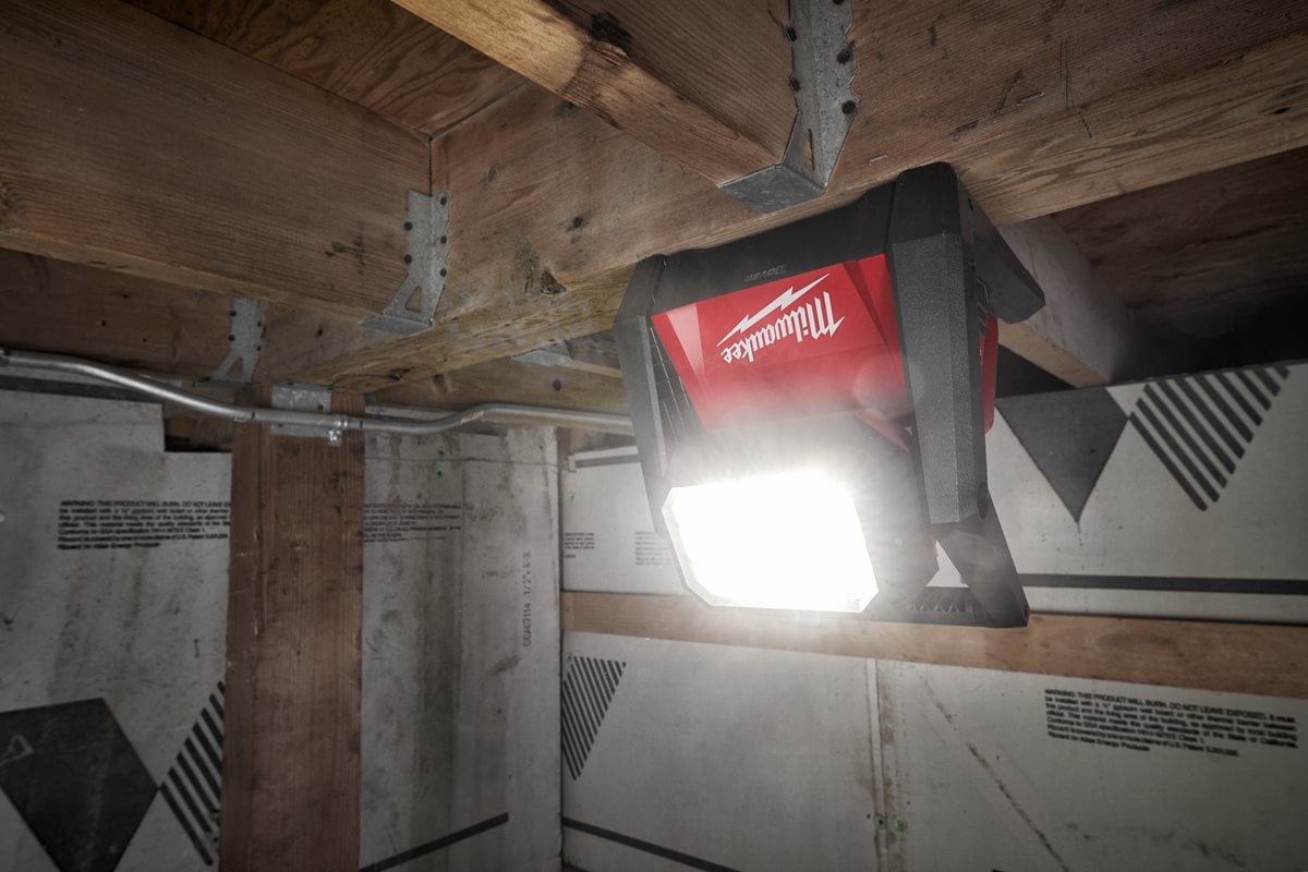 Milwaukee M18 HOAL-0 pri delu