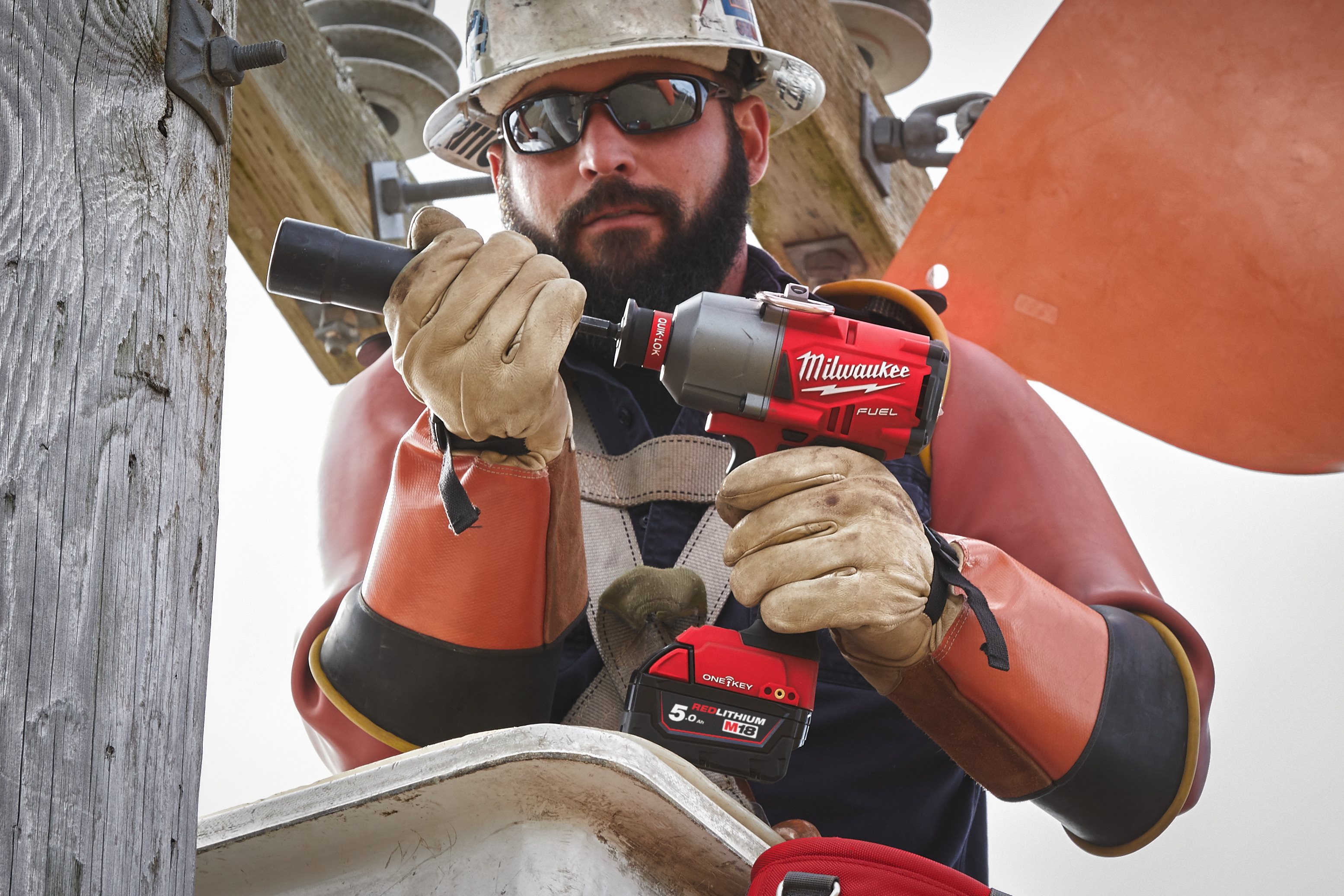 M18 FUEL™ ⁷⁄₁₆ in 18V Hex High Torque Impact Wrench With ONE-KEY 