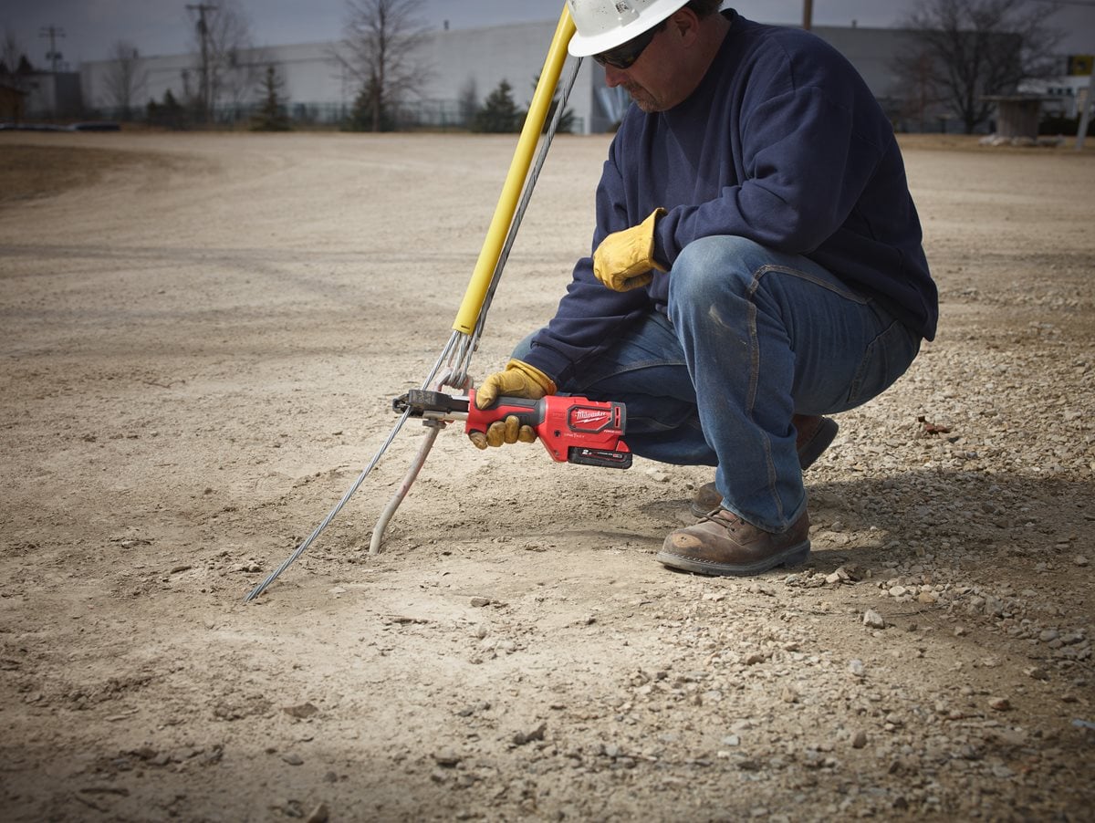 Milwaukee M18 ONEHCC-0 FSW set Hidravlične škarje za kable pri delu